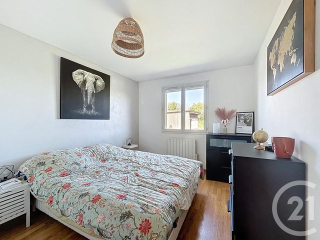 Maison &agrave; louer - 5 pi&egrave;ces - 117 m2 - Bransat - 03 - AUVERGNE