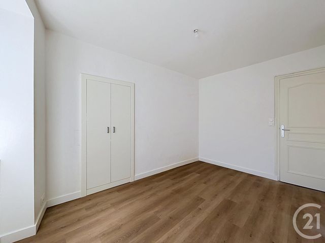 Maison &agrave; louer - 2 pi&egrave;ces - 34 m2 - St Pourcain Sur Sioule - 03 - AUVERGNE