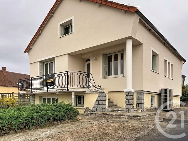 Maison &agrave; vendre - 6 pi&egrave;ces - 120 m2 - St Pourcain Sur Sioule - 03 - AUVERGNE