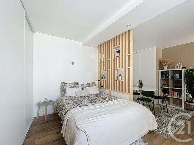 Appartement T1 &agrave; louer - 1 pi&egrave;ce - 32 m2 - Varennes Sur Allier - 03 - AUVERGNE