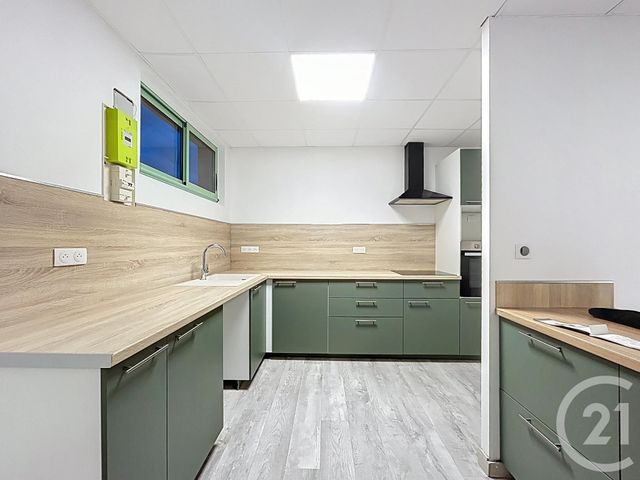 Maison &agrave; louer - 4 pi&egrave;ces - 100,80 m2 - Saulcet - 03 - AUVERGNE