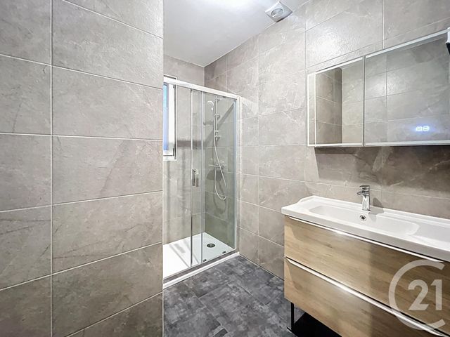 Maison &agrave; louer - 4 pi&egrave;ces - 100,80 m2 - Saulcet - 03 - AUVERGNE