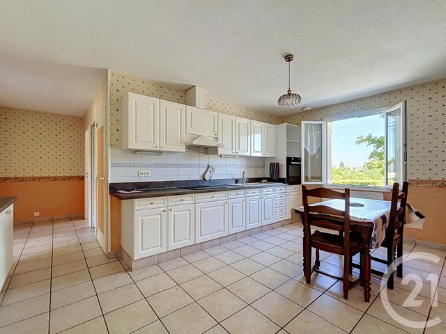 Maison &agrave; vendre - 5 pi&egrave;ces - 163 m2 - Chatel De Neuvre - 03 - AUVERGNE