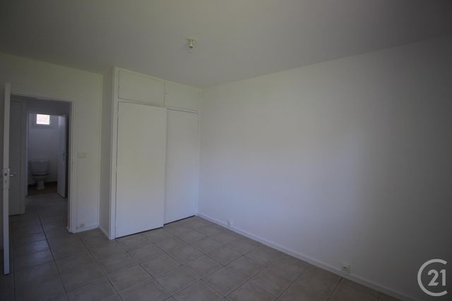 Appartement F4 &agrave; louer - 4 pi&egrave;ces - 80 m2 - Valmont - 76 - HAUTE-NORMANDIE