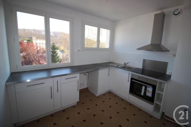 Appartement F4 &agrave; louer - 4 pi&egrave;ces - 80 m2 - Valmont - 76 - HAUTE-NORMANDIE