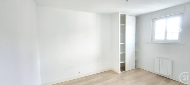 Appartement F4 &agrave; louer - 4 pi&egrave;ces - 89,42 m2 - Valmont - 76 - HAUTE-NORMANDIE