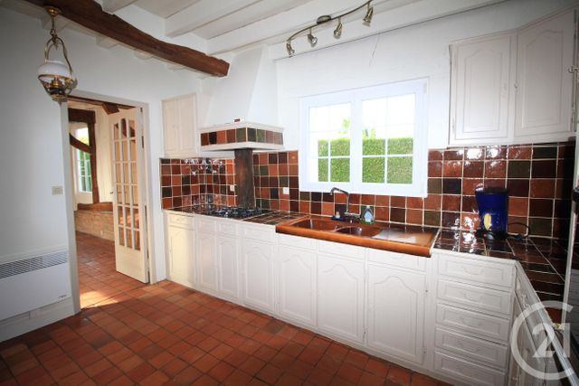 Maison à vendre - 5 pièces - 199,16 m2 - St Valery En Caux - 76 - HAUTE-NORMANDIE