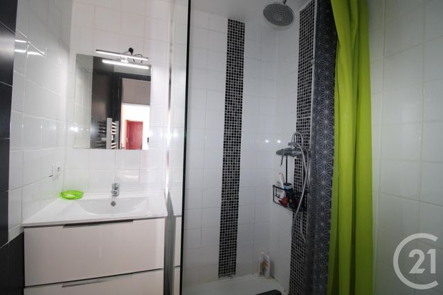 Appartement F3 &agrave; vendre - 4 pi&egrave;ces - 64,14 m2 - St Valery En Caux - 76 - HAUTE-NORMANDIE