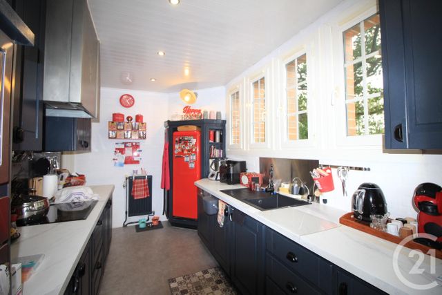 Maison à vendre - 7 pièces - 146,63 m2 - Veules Les Roses - 76 - HAUTE-NORMANDIE