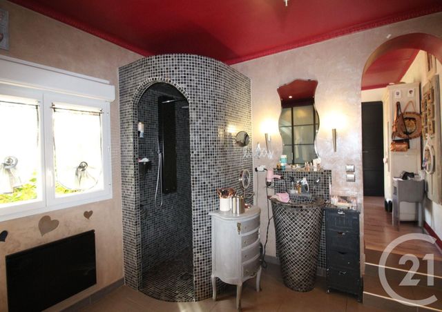 Maison à vendre - 7 pièces - 146,63 m2 - Veules Les Roses - 76 - HAUTE-NORMANDIE