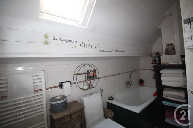 Maison à vendre - 7 pièces - 146,63 m2 - Veules Les Roses - 76 - HAUTE-NORMANDIE