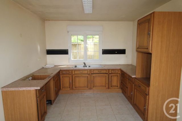 Maison à vendre - 4 pièces - 92,29 m2 - Fontaine Le Dun - 76 - HAUTE-NORMANDIE