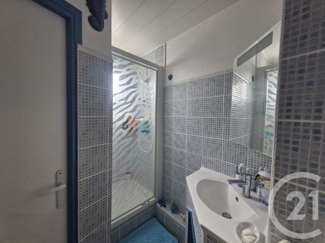 Appartement T3 à vendre - 3 pièces - 46,08 m2 - St Valery En Caux - 76 - HAUTE-NORMANDIE