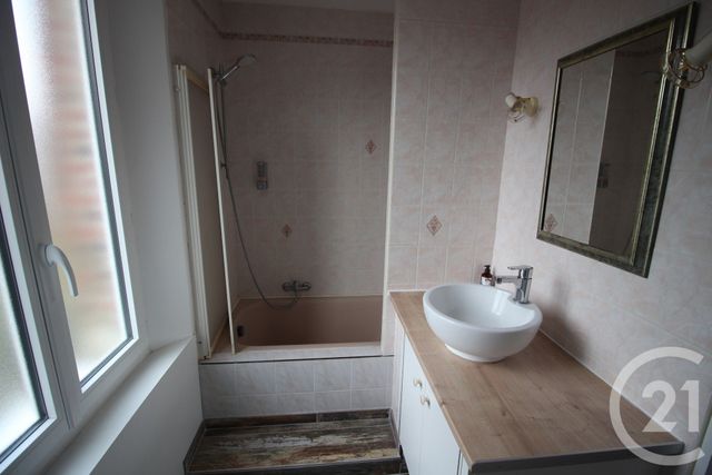 Maison à louer - 4 pièces - 98,85 m2 - St Valery En Caux - 76 - HAUTE-NORMANDIE