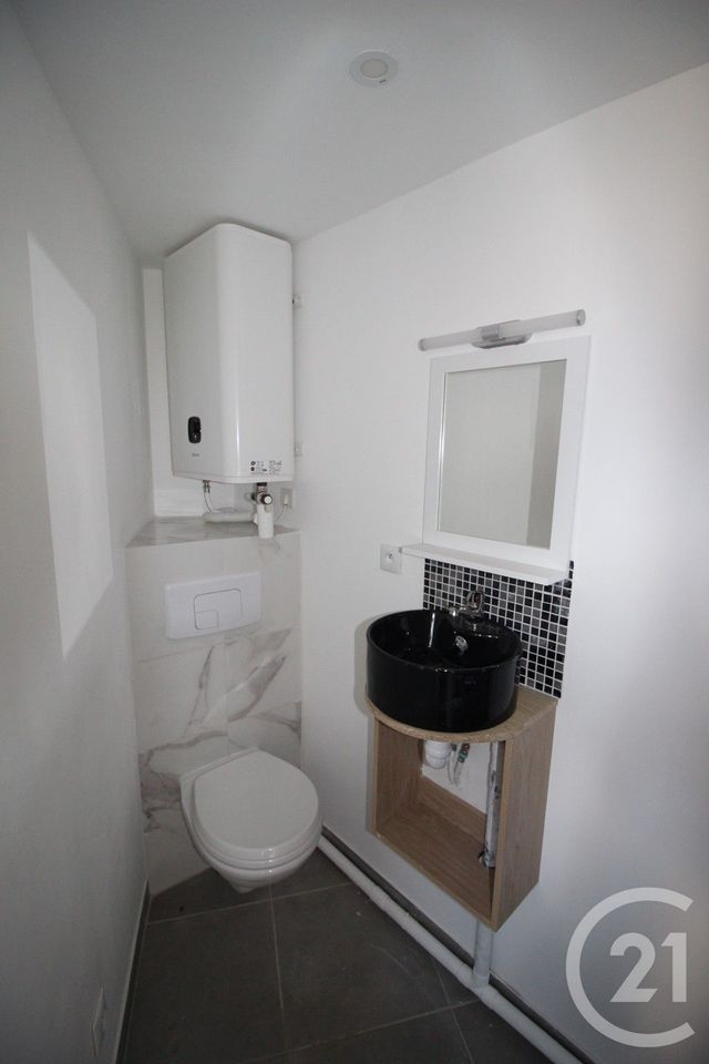 Appartement F1 &agrave; louer - 1 pi&egrave;ce - 15,57 m2 - St Valery En Caux - 76 - HAUTE-NORMANDIE