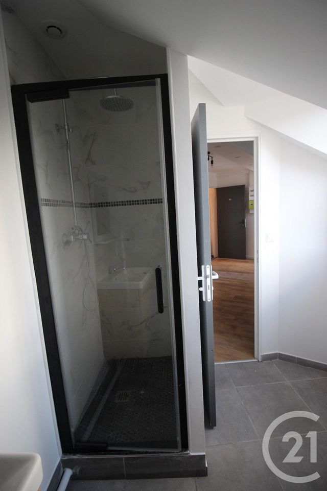 Appartement F1 &agrave; louer - 1 pi&egrave;ce - 17,14 m2 - St Valery En Caux - 76 - HAUTE-NORMANDIE