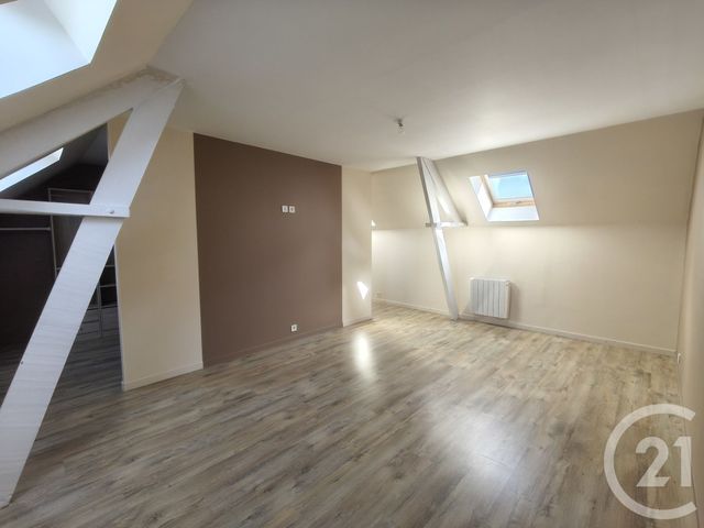 Maison &agrave; louer - 6 pi&egrave;ces - 204 m2 - St Laurent En Caux - 76 - HAUTE-NORMANDIE