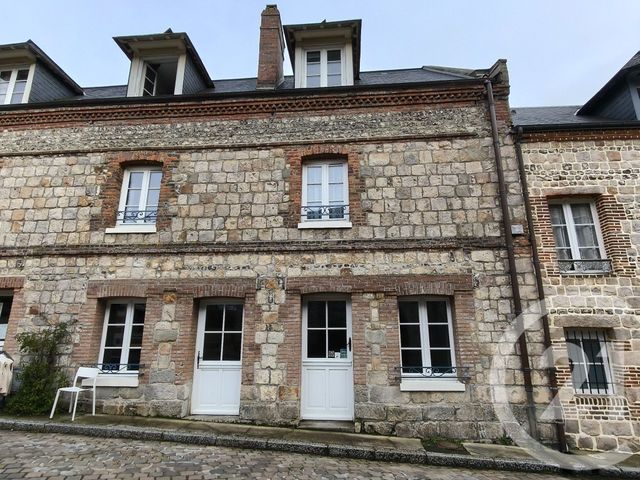 Maison &agrave; louer - 3 pi&egrave;ces - 81,69 m2 - Veules Les Roses - 76 - HAUTE-NORMANDIE