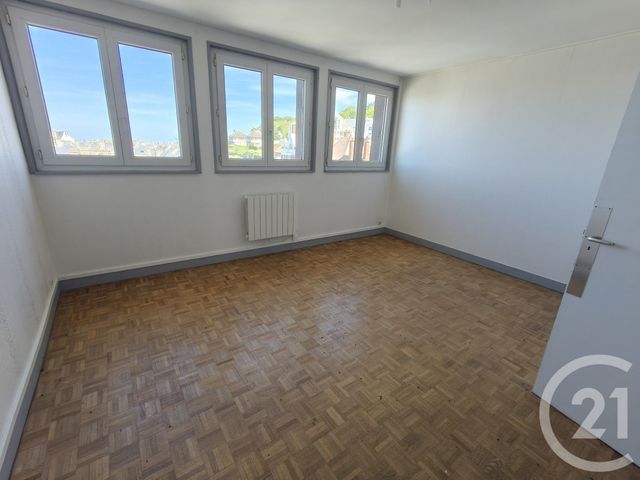 Appartement F4 &agrave; louer - 4 pi&egrave;ces - 97,73 m2 - St Valery En Caux - 76 - HAUTE-NORMANDIE