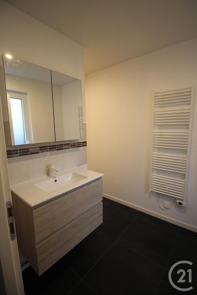 Maison &agrave; louer - 5 pi&egrave;ces - 135,32 m2 - St Valery En Caux - 76 - HAUTE-NORMANDIE