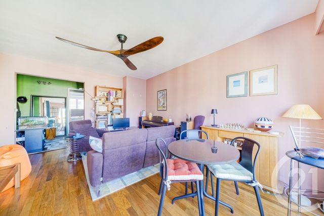 Appartement F2 &agrave; vendre - 2 pi&egrave;ces - 52,08 m2 - Paris - 75015 - ILE-DE-FRANCE