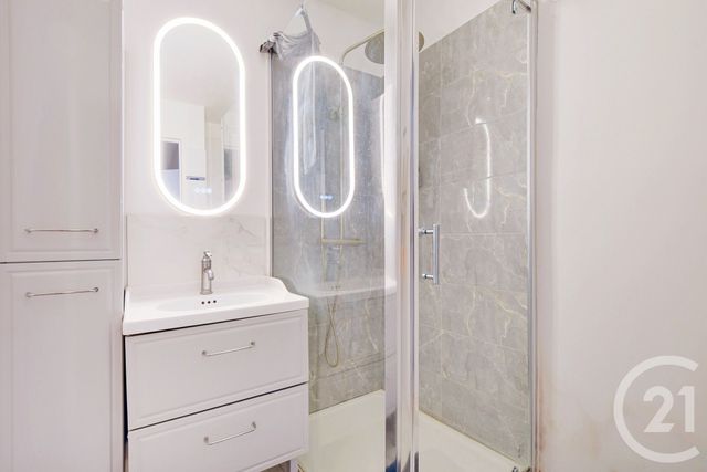 Appartement T3 à vendre - 3 pièces - 65,37 m2 - Paris - 75015 - ILE-DE-FRANCE