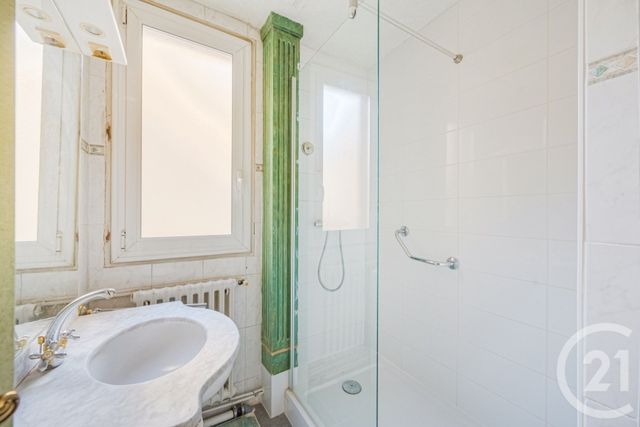 Appartement F4 &agrave; vendre - 4 pi&egrave;ces - 60,10 m2 - Paris - 75015 - ILE-DE-FRANCE