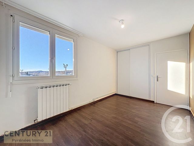 Appartement F4 &agrave; louer - 4 pi&egrave;ces - 91,30 m2 - St Gaudens - 31 - MIDI-PYRENEES