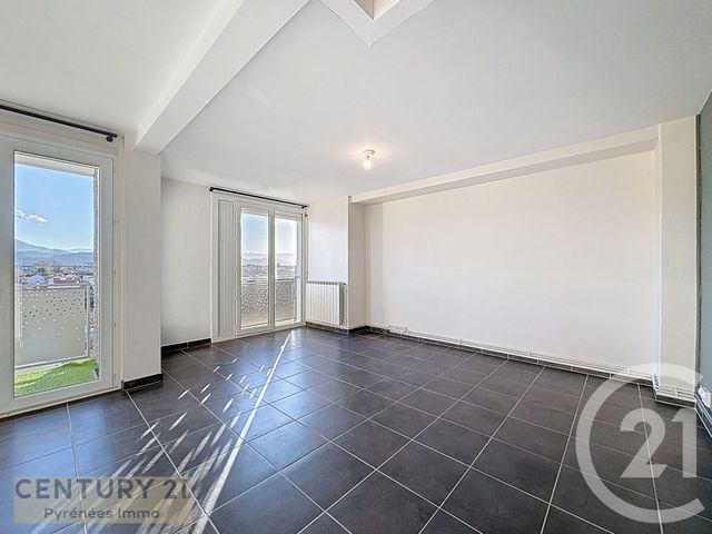 Appartement F4 &agrave; louer - 4 pi&egrave;ces - 91,30 m2 - St Gaudens - 31 - MIDI-PYRENEES