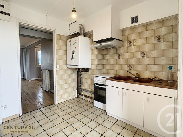 Appartement T3 &agrave; louer - 3 pi&egrave;ces - 69,32 m2 - St Gaudens - 31 - MIDI-PYRENEES