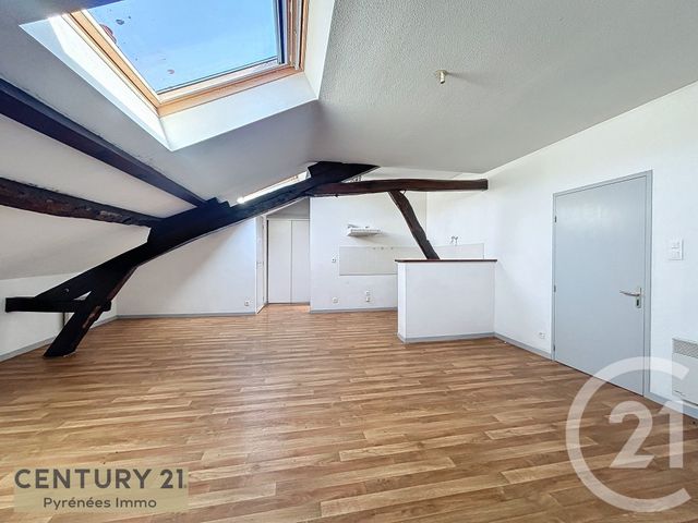 Appartement T3 à louer - 3 pièces - 47 m2 - Aspet - 31 - MIDI-PYRENEES