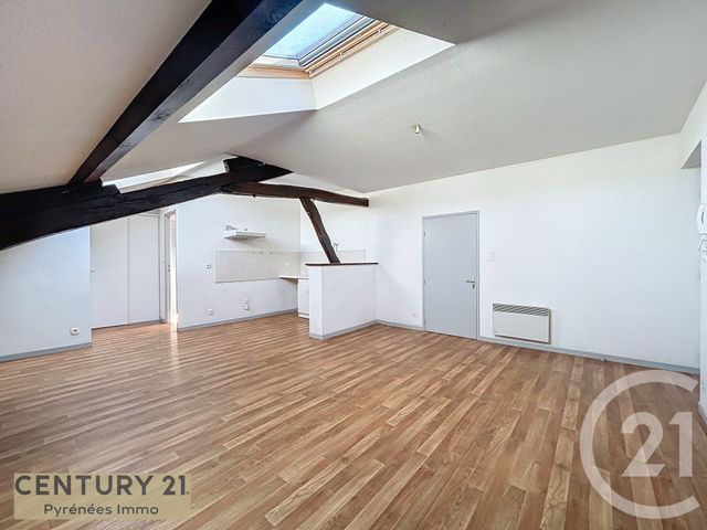 Appartement T3 à louer - 3 pièces - 47 m2 - Aspet - 31 - MIDI-PYRENEES