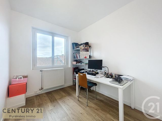 Appartement &agrave; louer - 3 pi&egrave;ces - 65 m2 - St Gaudens - 31 - MIDI-PYRENEES