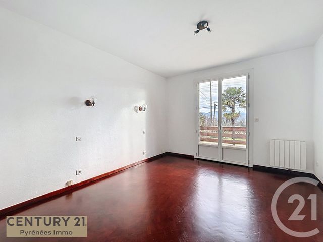 Maison &agrave; louer - 5 pi&egrave;ces - 117,22 m2 - Villeneuve De Riviere - 31 - MIDI-PYRENEES