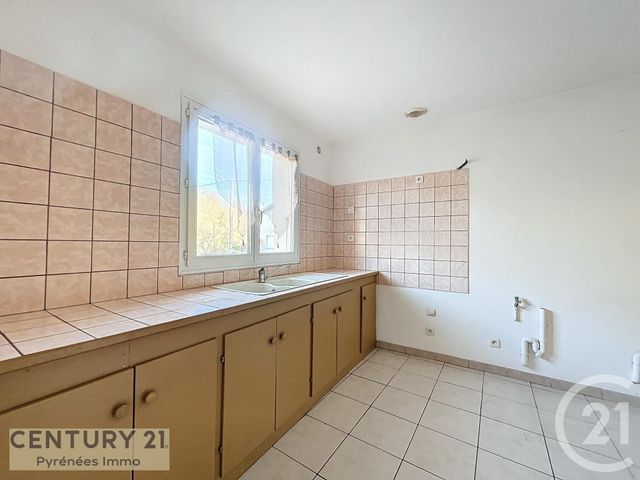 Appartement F4 &agrave; louer - 4 pi&egrave;ces - 85,42 m2 - Lestelle De St Martory - 31 - MIDI-PYRENEES