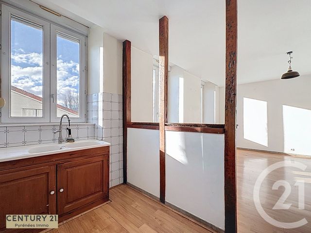 Appartement F3 &agrave; louer - 3 pi&egrave;ces - 76,81 m2 - Montrejeau - 31 - MIDI-PYRENEES