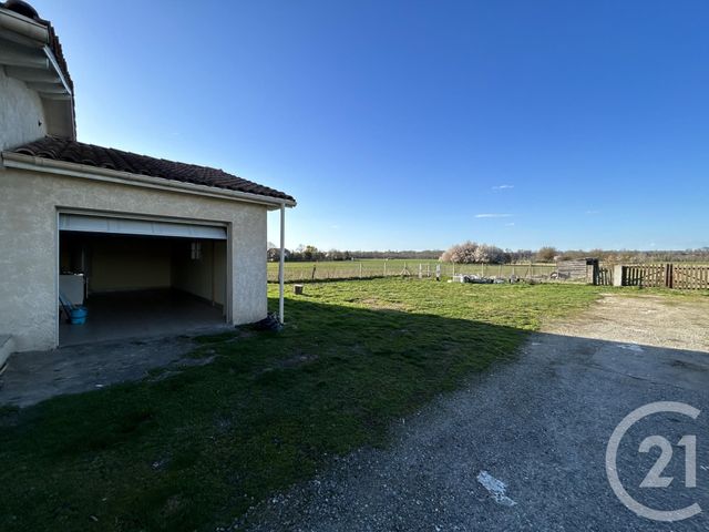 Maison &agrave; louer - 4 pi&egrave;ces - 100,20 m2 - Pointis Inard - 31 - MIDI-PYRENEES