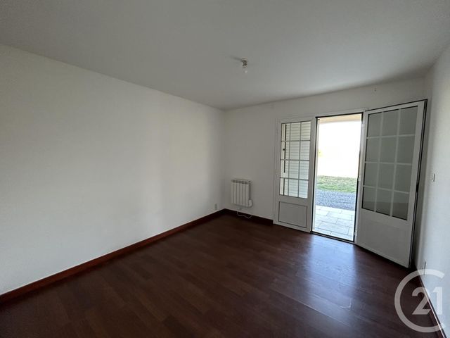 Maison &agrave; louer - 4 pi&egrave;ces - 100,20 m2 - Pointis Inard - 31 - MIDI-PYRENEES