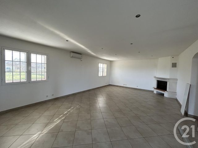 Maison &agrave; louer - 4 pi&egrave;ces - 100,20 m2 - Pointis Inard - 31 - MIDI-PYRENEES