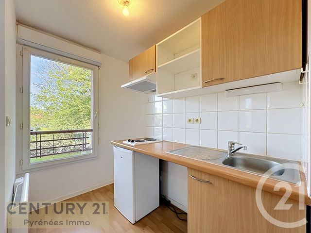 Appartement T2 &agrave; louer - 2 pi&egrave;ces - 38,45 m2 - St Gaudens - 31 - MIDI-PYRENEES