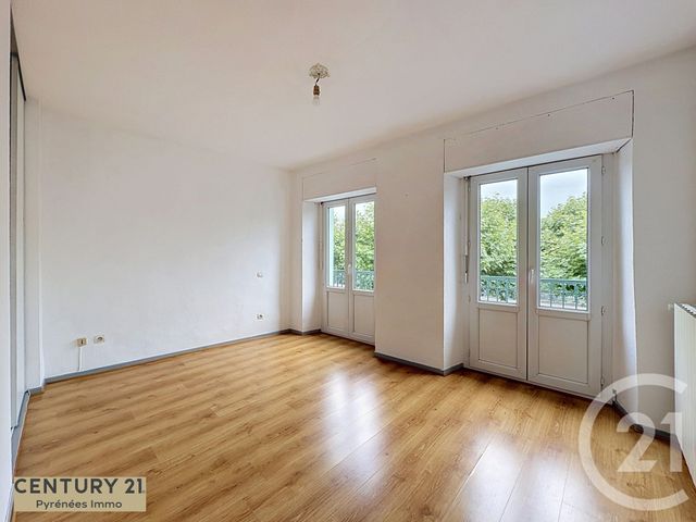 Appartement &agrave; louer - 3 pi&egrave;ces - 72,47 m2 - Montrejeau - 31 - MIDI-PYRENEES
