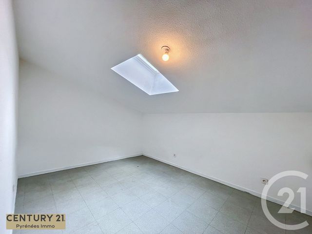 Appartement T5 &agrave; louer - 5 pi&egrave;ces - 94,68 m2 - St Gaudens - 31 - MIDI-PYRENEES