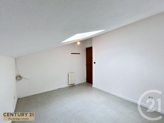 Appartement T5 &agrave; louer - 5 pi&egrave;ces - 94,68 m2 - St Gaudens - 31 - MIDI-PYRENEES