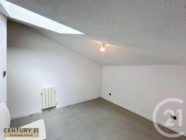 Appartement T5 &agrave; louer - 5 pi&egrave;ces - 94,68 m2 - St Gaudens - 31 - MIDI-PYRENEES
