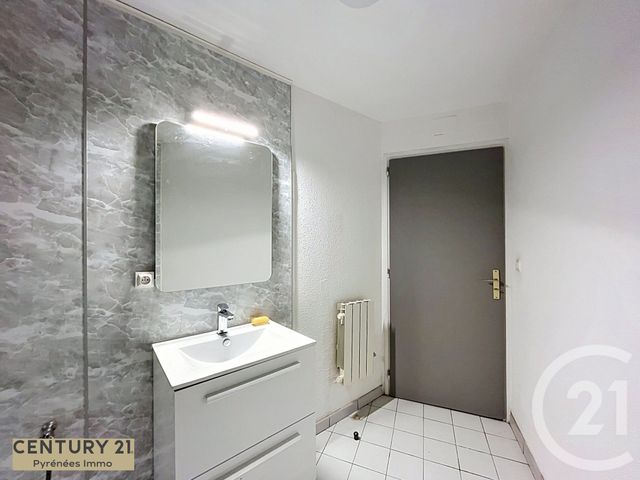 Appartement T5 &agrave; louer - 5 pi&egrave;ces - 94,68 m2 - St Gaudens - 31 - MIDI-PYRENEES