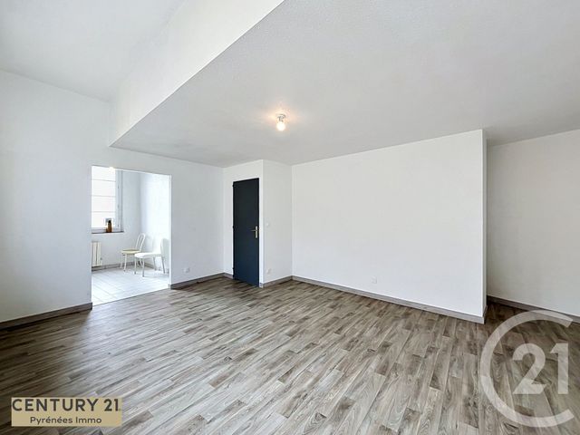 Appartement T5 &agrave; louer - 5 pi&egrave;ces - 94,68 m2 - St Gaudens - 31 - MIDI-PYRENEES