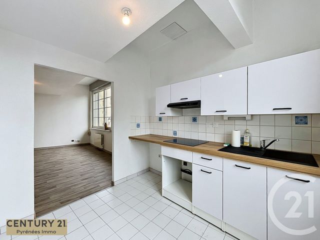 Appartement T5 &agrave; louer - 5 pi&egrave;ces - 94,68 m2 - St Gaudens - 31 - MIDI-PYRENEES
