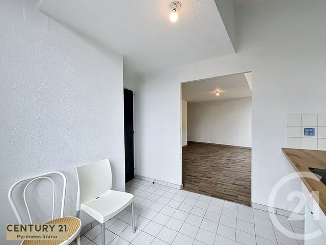 Appartement T5 &agrave; louer - 5 pi&egrave;ces - 94,68 m2 - St Gaudens - 31 - MIDI-PYRENEES