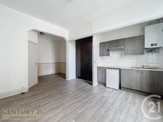 Appartement Studio &agrave; louer - 1 pi&egrave;ce - 25 m2 - St Gaudens - 31 - MIDI-PYRENEES