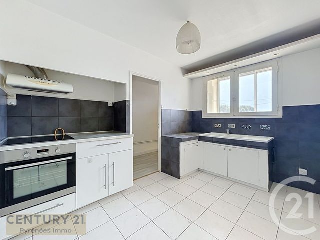 Appartement &agrave; louer - 4 pi&egrave;ces - 90,47 m2 - St Gaudens - 31 - MIDI-PYRENEES